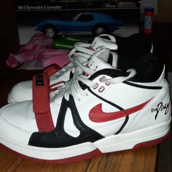 Shoes - Picture 1 of 5